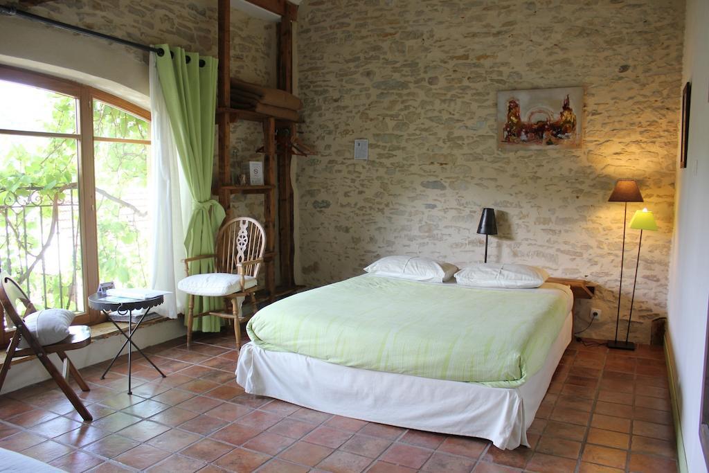 La Bicyclette Fleurie Bed and Breakfast Villemoirieu Værelse billede
