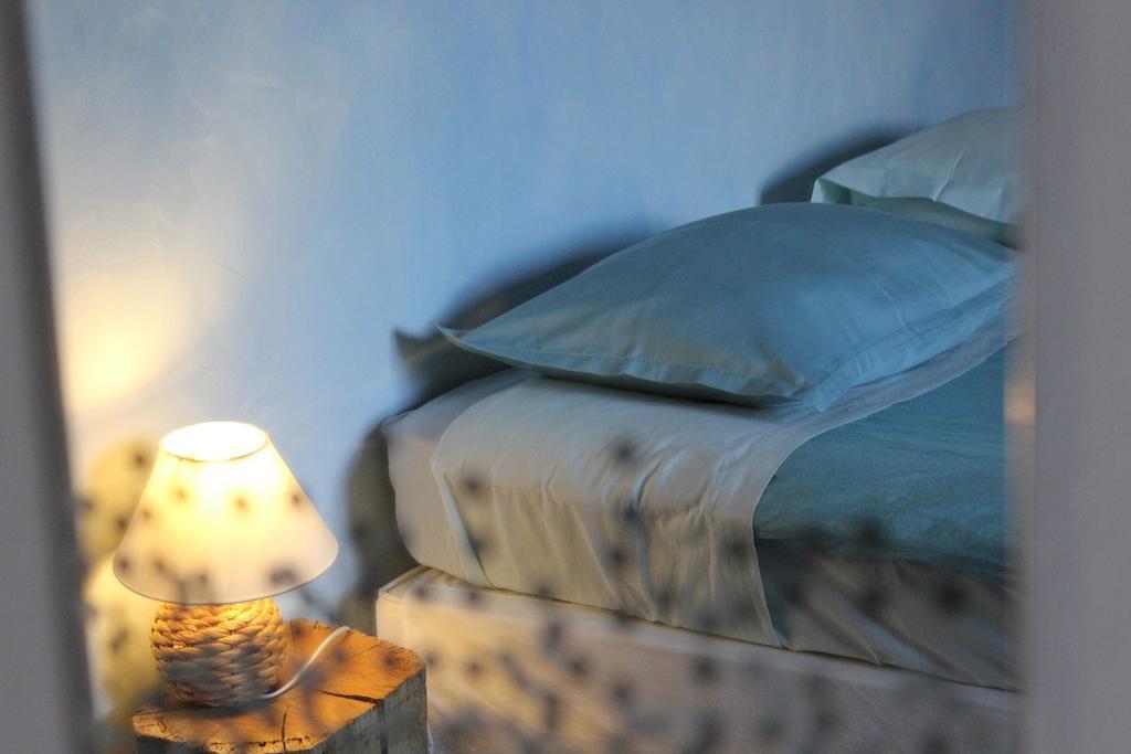 La Bicyclette Fleurie Bed and Breakfast Villemoirieu Værelse billede